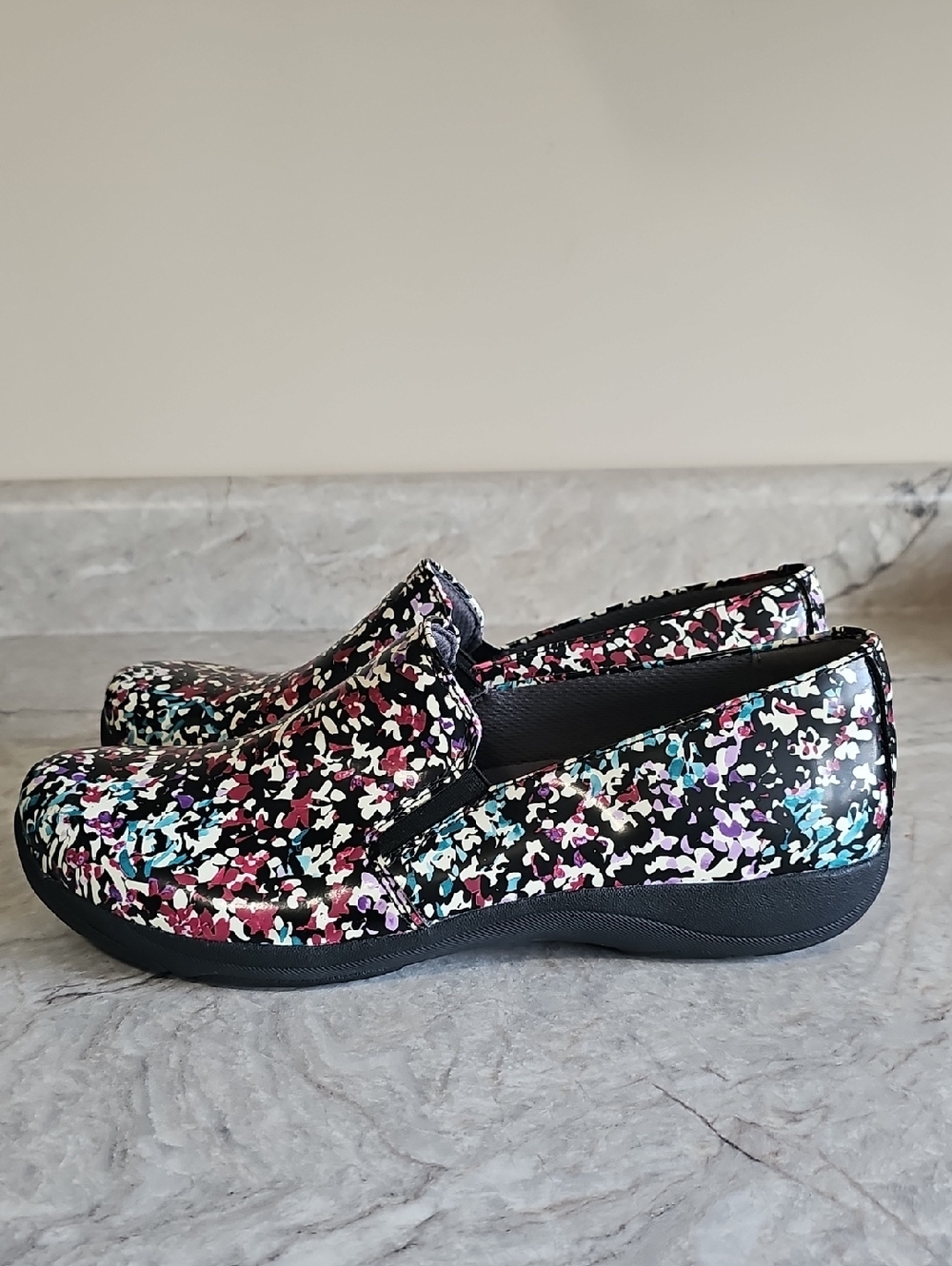 Dansko Nora Slip-On‎ Leather Floral Clogs in Petals, size 41 10.5-11 Nursing - Picture 5 of 9